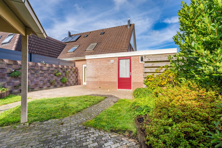 Twee-onder-één-kap te koop: Boermarke 81, Vlagtwedde