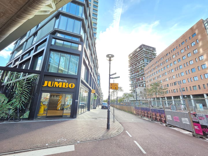 Appartement te koop: Lutonhof 423, Amsterdam
