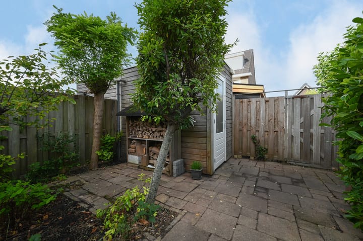 Hoekwoning te koop: Brederode 18, Amstelveen