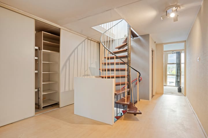 Hoekwoning te koop: Kruisnetlaan 122, Hoogvliet Rotterdam