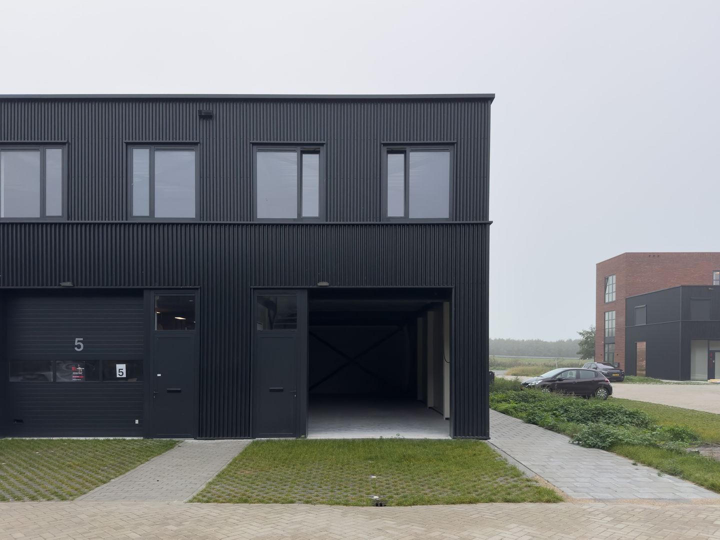 Bekijk foto 4 van Steur 3