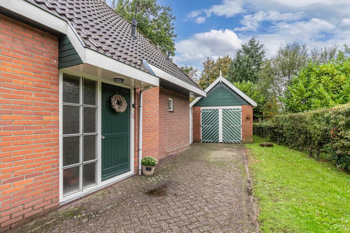 Vrijstaande woning te koop: It West 52, Oudega (Gem. Smallingerland)