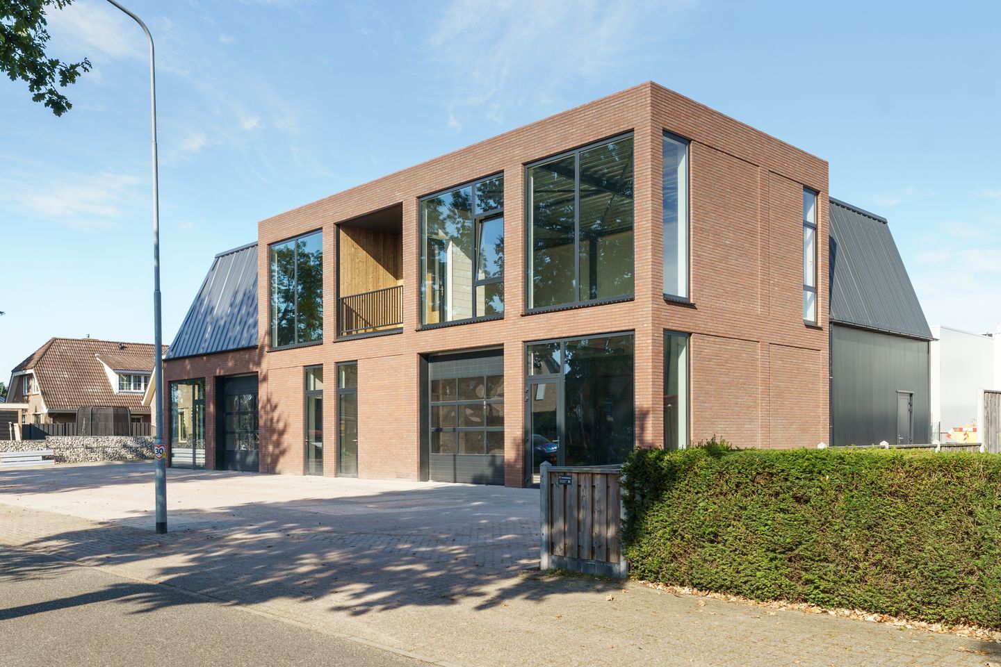 View photo 4 of Waterweg 10