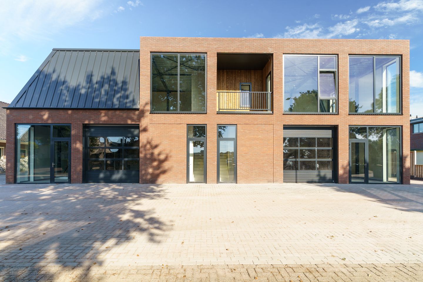View photo 1 of Waterweg 10