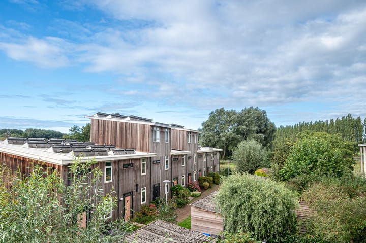 Tussenwoning te koop: Waterland 177, Groningen