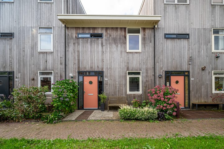 Tussenwoning te koop: Waterland 177, Groningen