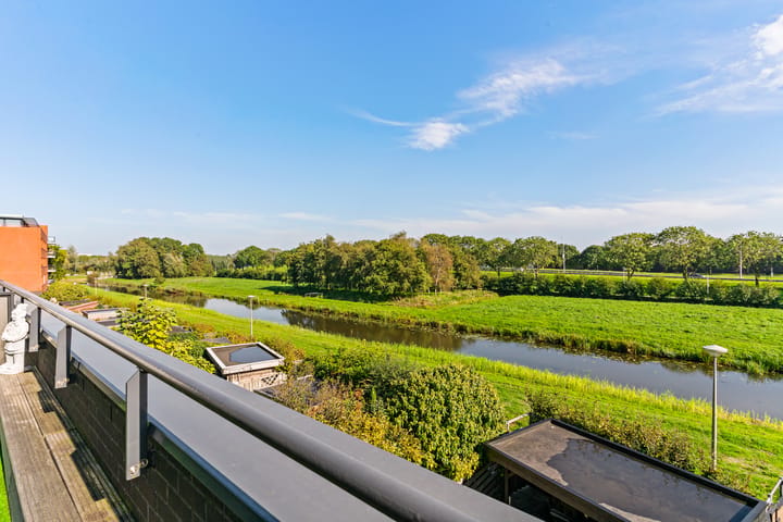 Tussenwoning te koop: Polderpeil 368, Alphen Aan Den Rijn