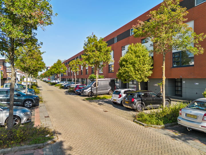 Tussenwoning te koop: Polderpeil 368, Alphen Aan Den Rijn