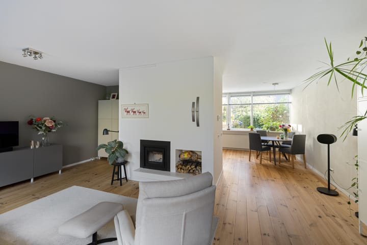 Tussenwoning te koop: Hemsterhuislaan 45, Haren (Gr)