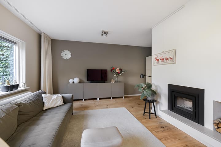 Tussenwoning te koop: Hemsterhuislaan 45, Haren (Gr)