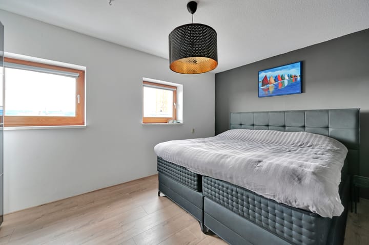 Appartement te koop: Dokter Van Ledestraat 136, Leidschendam