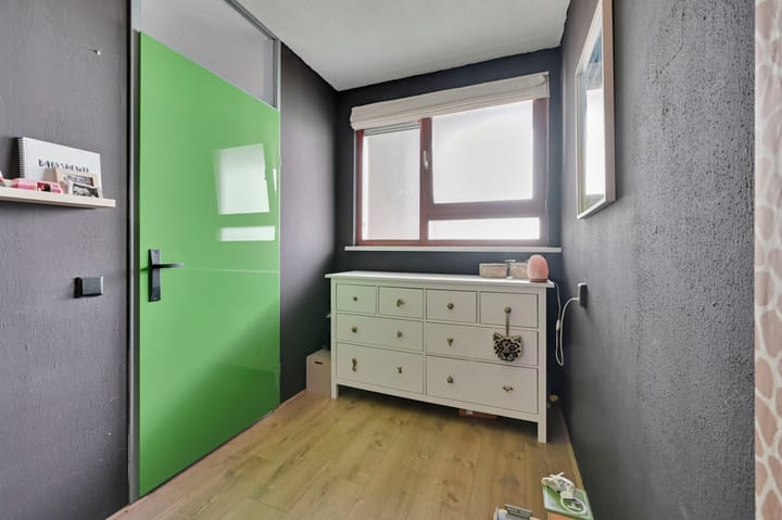 Appartement te koop: Dokter Van Ledestraat 136, Leidschendam