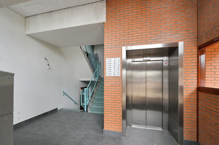 Appartement te koop: Dokter Van Ledestraat 136, Leidschendam