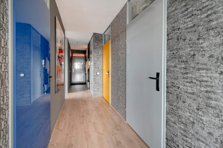 Appartement te koop: Dokter Van Ledestraat 136, Leidschendam