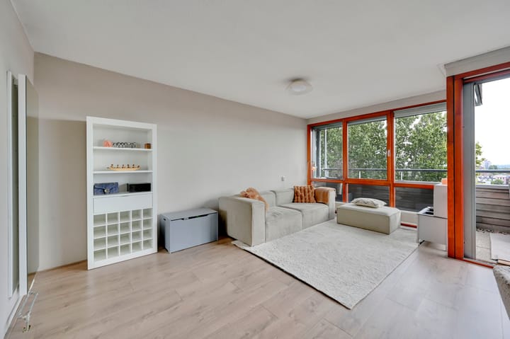 Appartement te koop: Dokter Van Ledestraat 136, Leidschendam