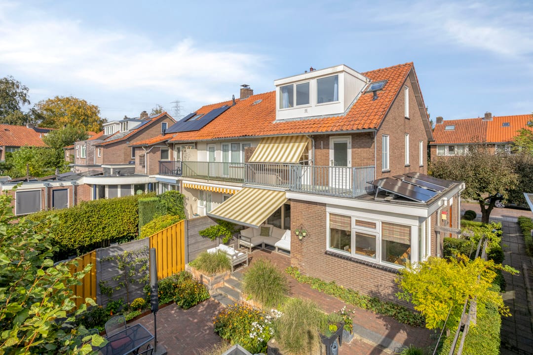 Photo 17 of Voermanstraat 31