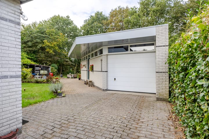 Vrijstaande woning te koop: Hein Voswei 40, Tijnje