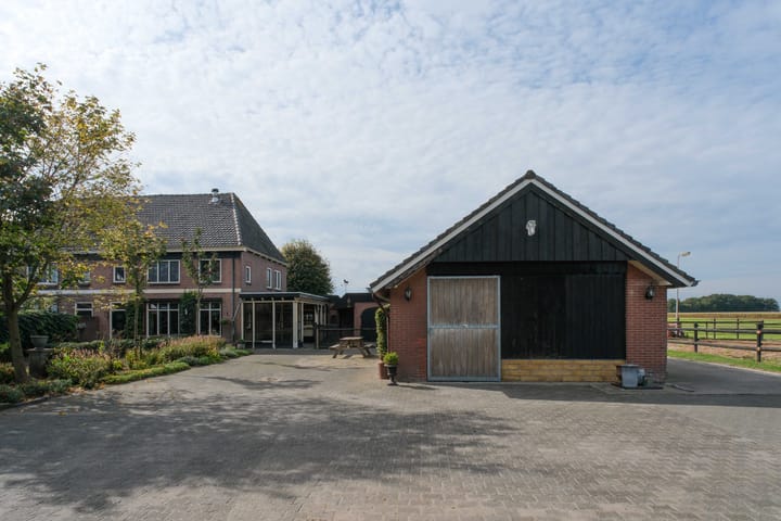 Tussenwoning te koop: Nutterseweg 14, Nutter
