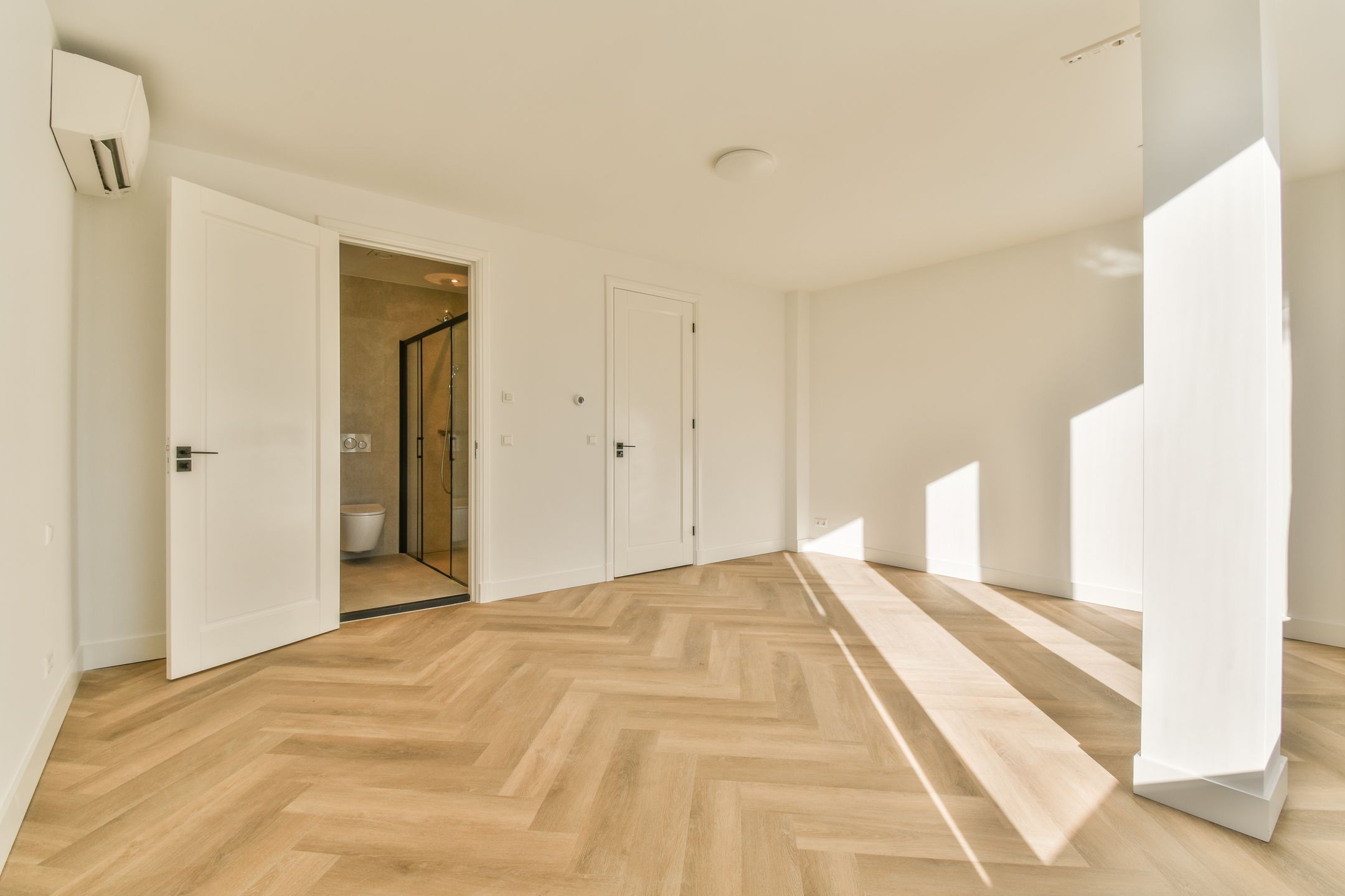 Photo 15 of Van Boshuizenstraat 443