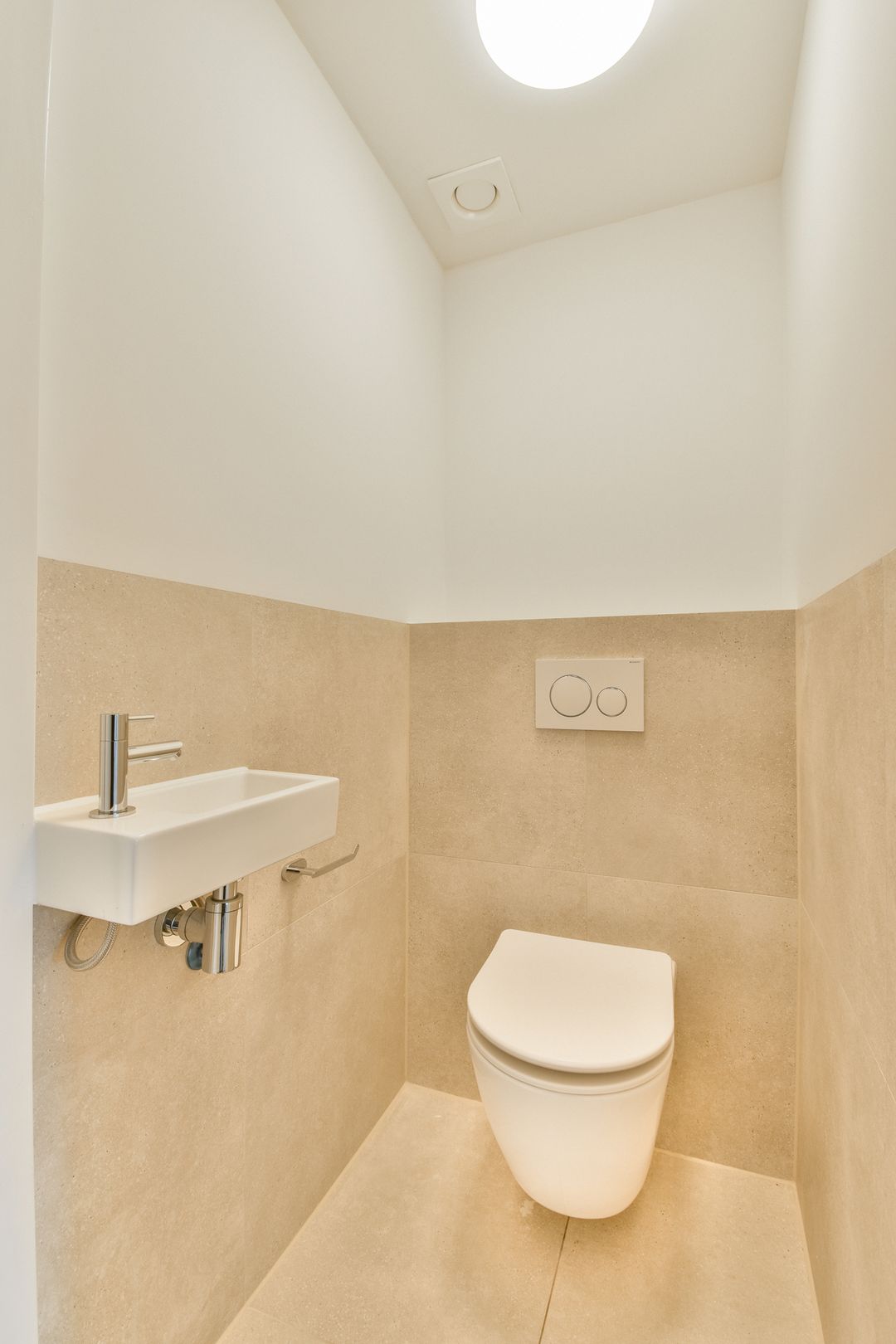 Photo 11 of Van Boshuizenstraat 443