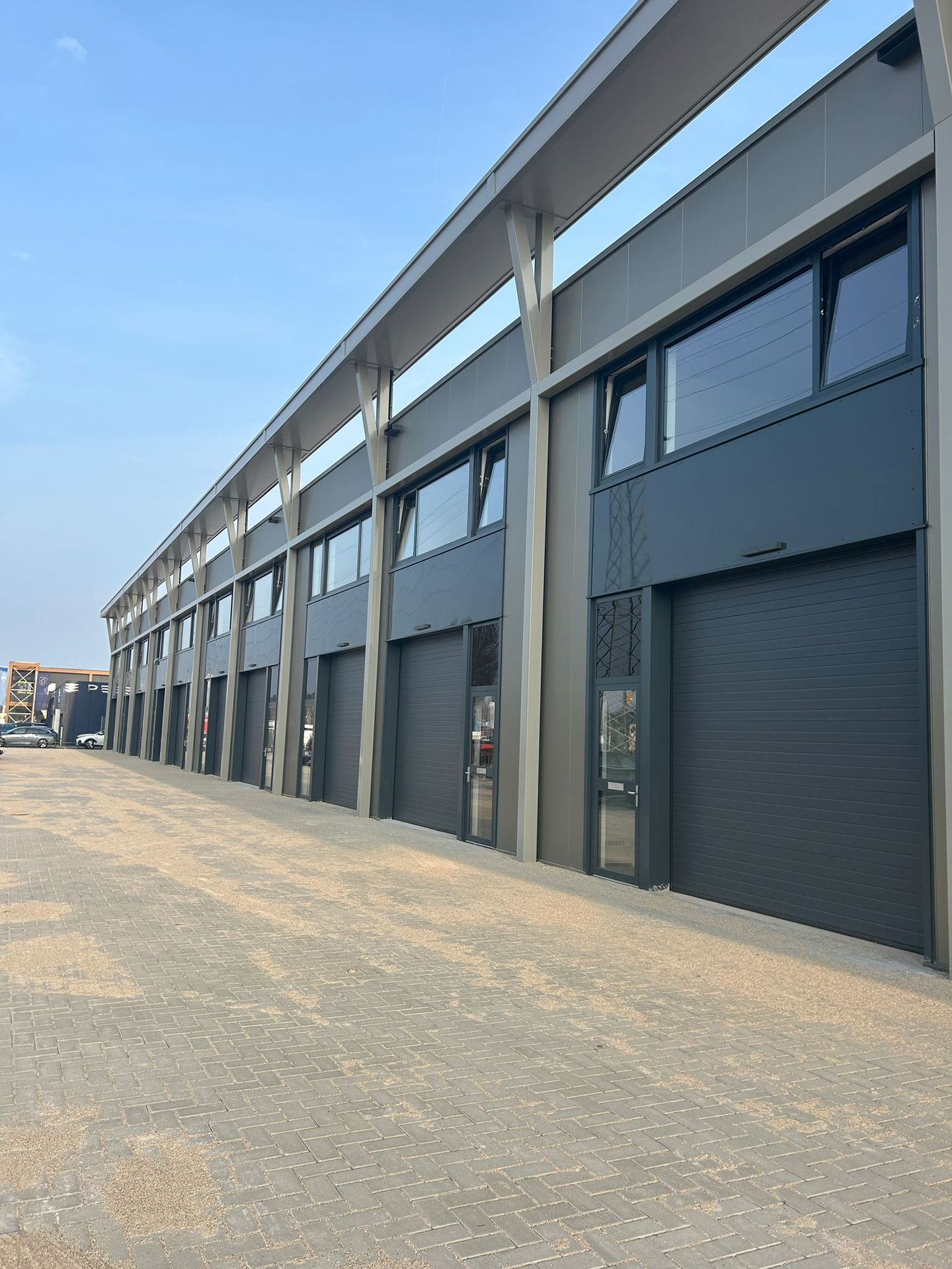 Bekijk foto 2 van Dortmundstraat 2-B
