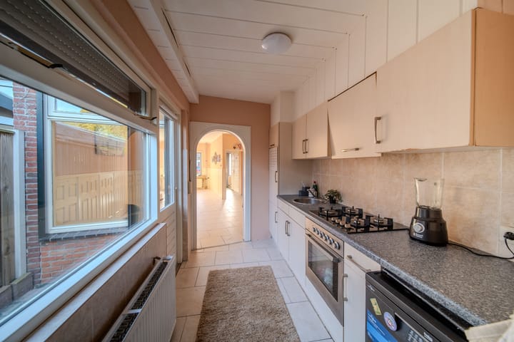 Tussenwoning te koop: Dijkstraat 12, Breda