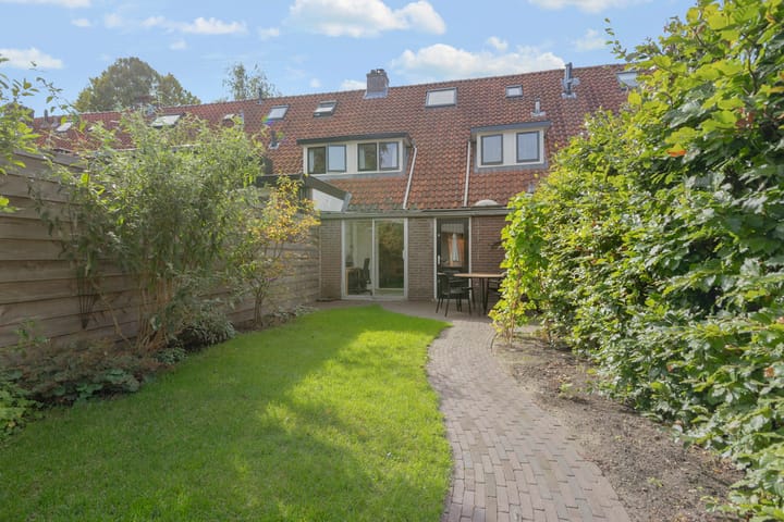 Hoekwoning te koop: Looydijk 30, De Bilt