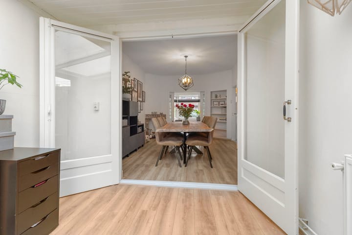 Hoekwoning te koop: Looydijk 30, De Bilt