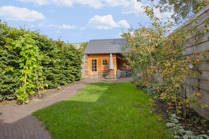 Hoekwoning te koop: Looydijk 30, De Bilt