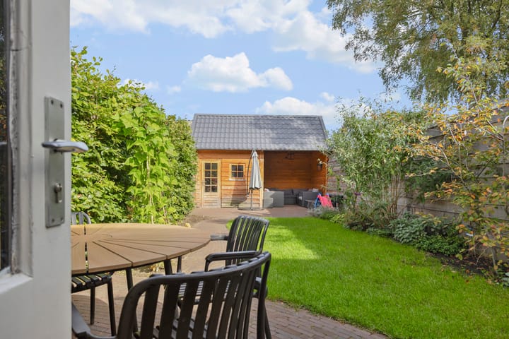Hoekwoning te koop: Looydijk 30, De Bilt