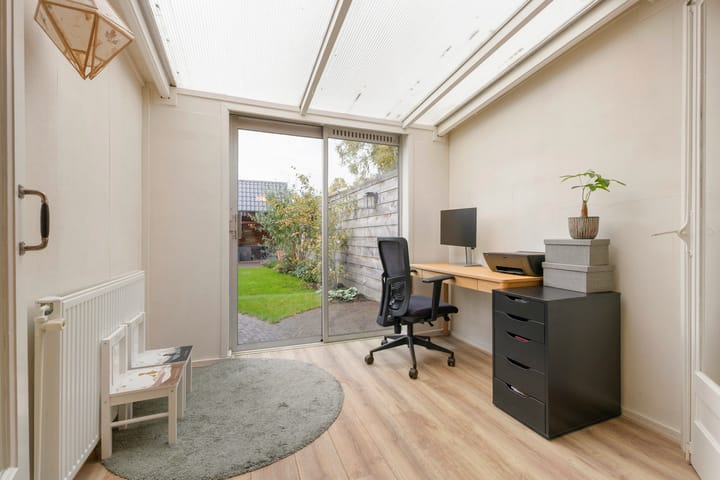 Hoekwoning te koop: Looydijk 30, De Bilt