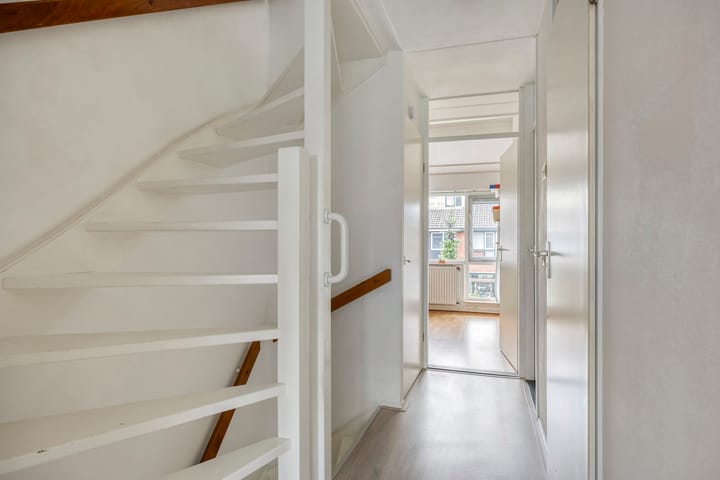 Hoekwoning te koop: Schubertplantsoen 8, Hazerswoude-Rijndijk