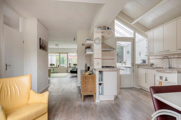 Hoekwoning te koop: Schubertplantsoen 8, Hazerswoude-Rijndijk