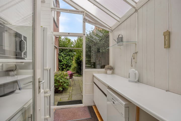 Hoekwoning te koop: Schubertplantsoen 8, Hazerswoude-Rijndijk