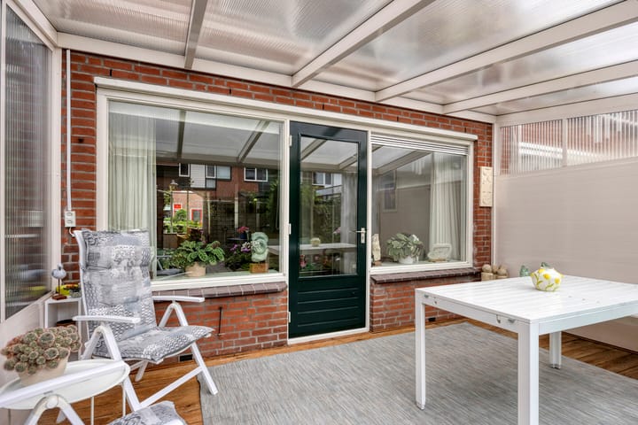 Hoekwoning te koop: Schubertplantsoen 8, Hazerswoude-Rijndijk