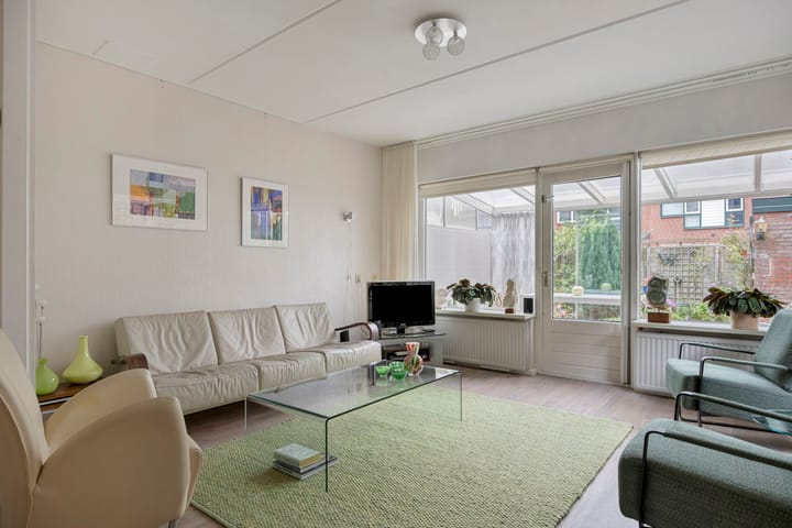 Hoekwoning te koop: Schubertplantsoen 8, Hazerswoude-Rijndijk