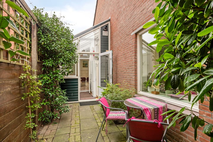 Hoekwoning te koop: Schubertplantsoen 8, Hazerswoude-Rijndijk