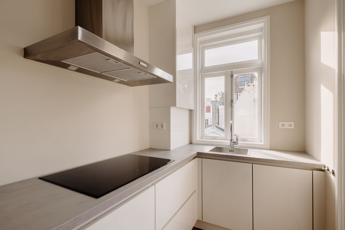 Photo 10 of Lindengracht 37-1