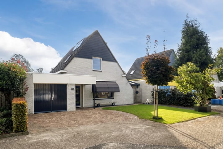 Vrijstaande woning te koop: Hopveld 11, Veghel