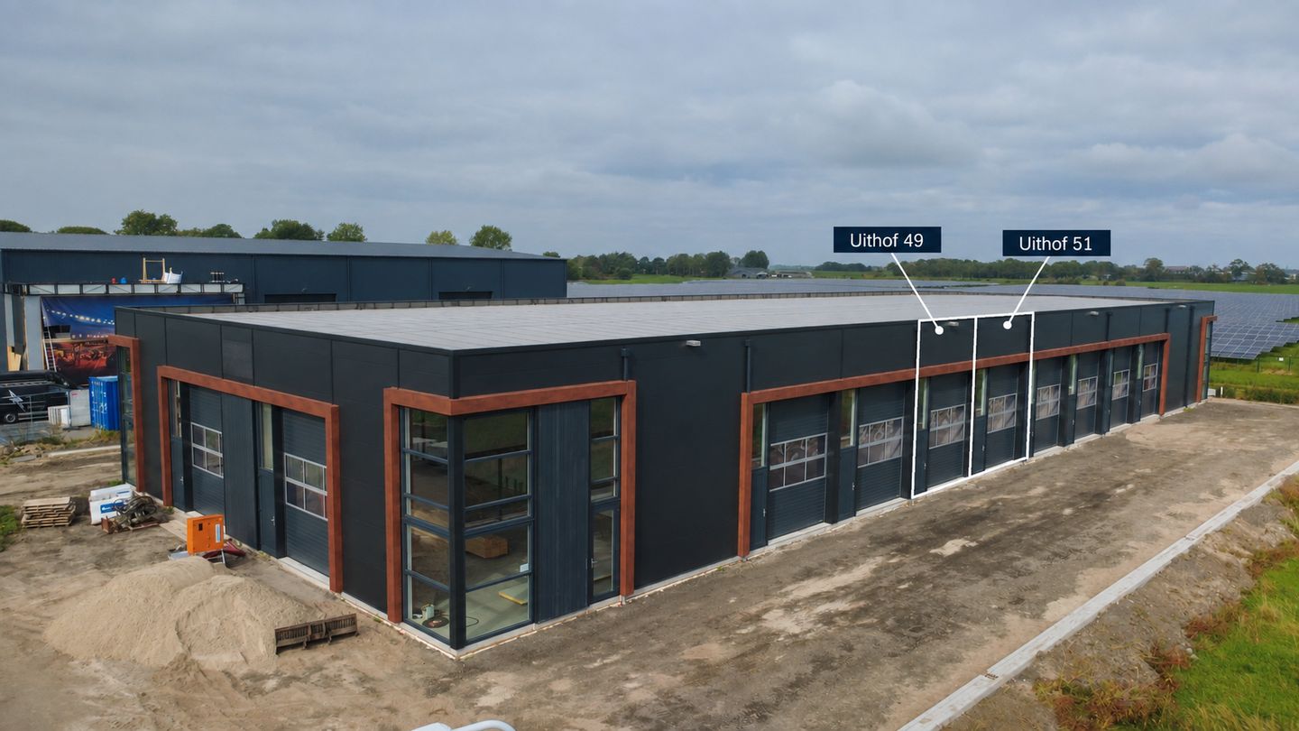 Bekijk foto 1 van Uithof 49