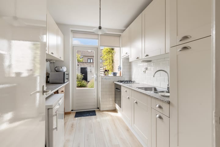 Tussenwoning te koop: Grote Spie 76, Breda