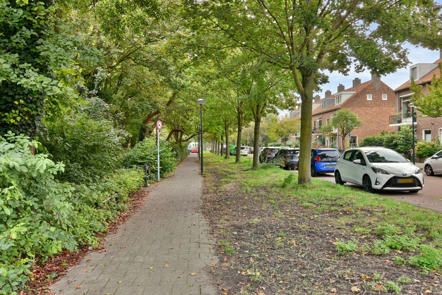 Photo 19 of Roomburgerlaan 18-B