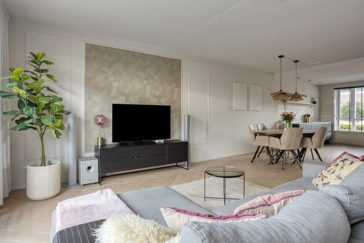 Tussenwoning te koop: Cellostraat 25, Eindhoven