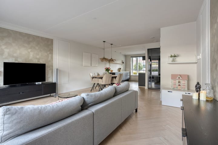 Tussenwoning te koop: Cellostraat 25, Eindhoven