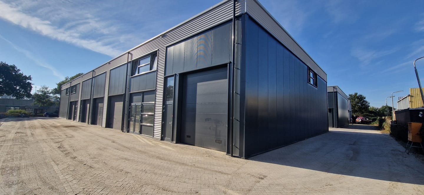 View photo 4 of Magelhaenstraat 11-J
