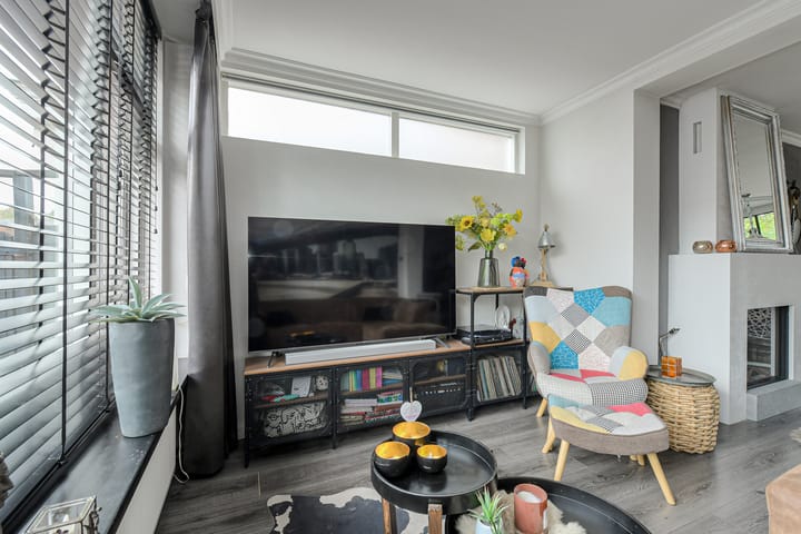 Hoekwoning te koop: Vijfhoevenlaan 7, Raamsdonksveer