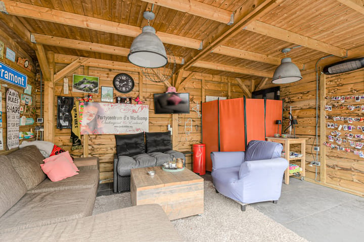 Hoekwoning te koop: Vijfhoevenlaan 7, Raamsdonksveer