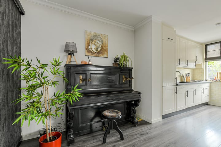 Hoekwoning te koop: Vijfhoevenlaan 7, Raamsdonksveer
