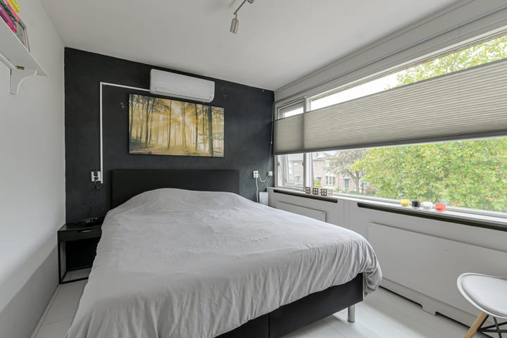 Hoekwoning te koop: Vijfhoevenlaan 7, Raamsdonksveer