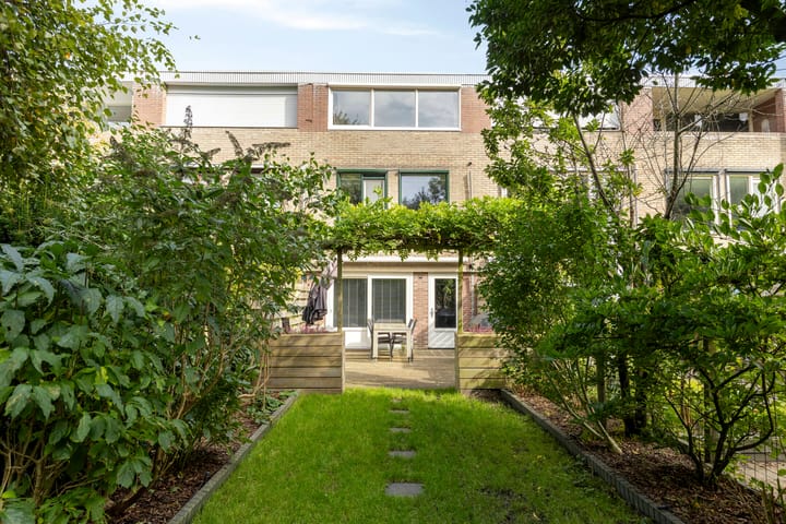 Tussenwoning te koop: Hadewijchstraat 30, Haren (Gr)